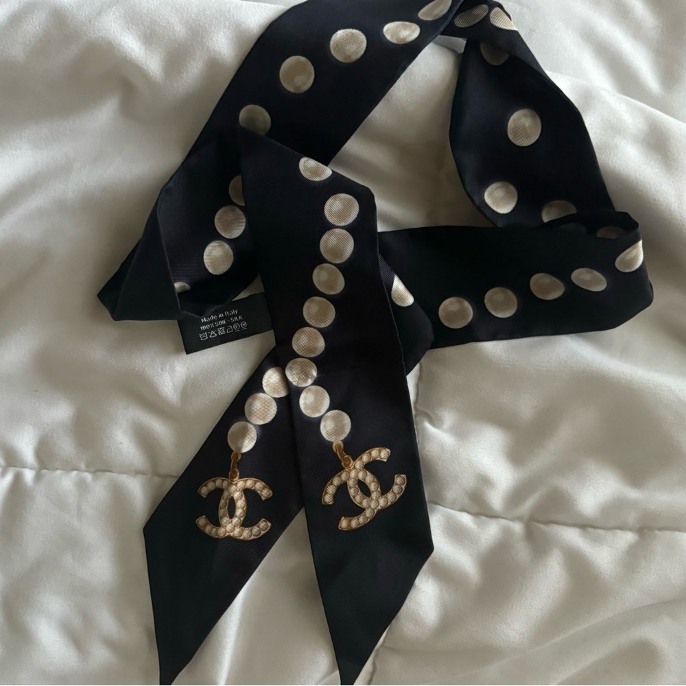 Chanel Silk Twill Pearl CC Slim Bandeau Scarf Dark Navy